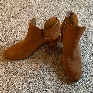 Lucky Brand Powe booties 9.5